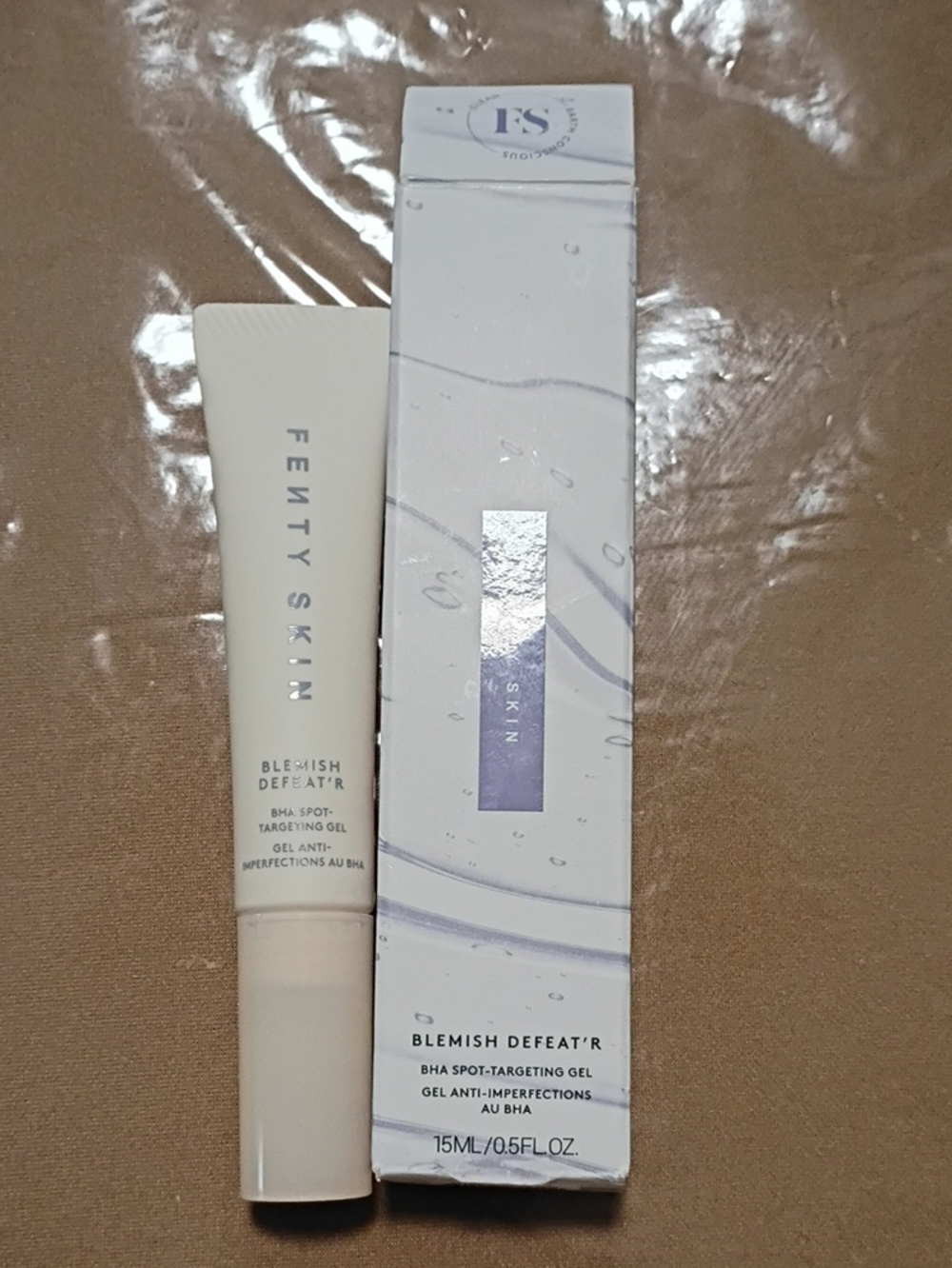 Fenty Beauty Blemish Defeat'r Spot Gel — White
